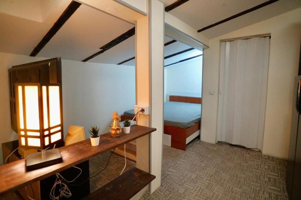 2-Room Cozy Retreat Near City Center Βουκουρέστι Εξωτερικό φωτογραφία